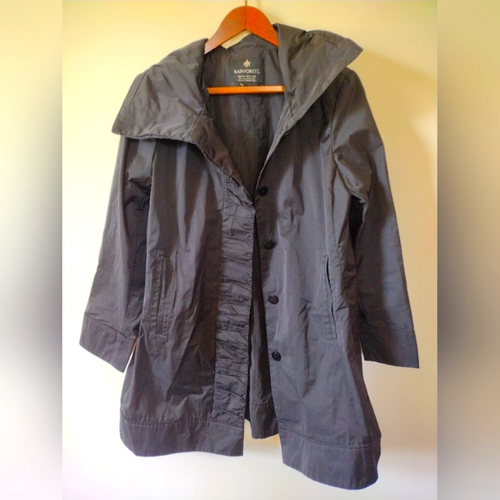 Like New Rainforest Waterproof Packable Travel Co… - image 1